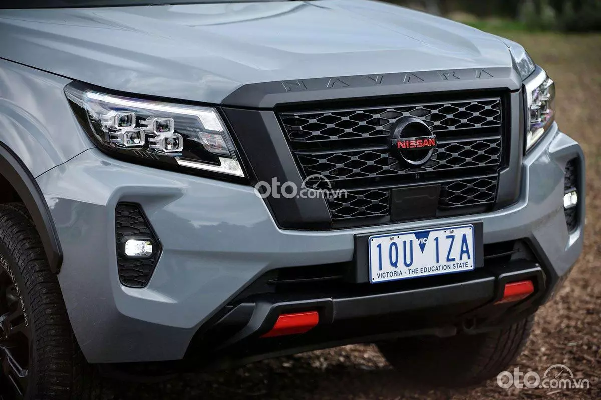 Giá xe Nissan Navara kèm ưu đãi hấp dẫn tháng 5/2024