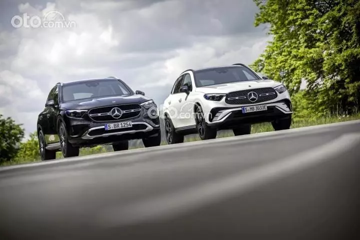 Giá xe Mercedes-Benz GLC 300 kèm ưu đãi mới nhất tháng 6/2024