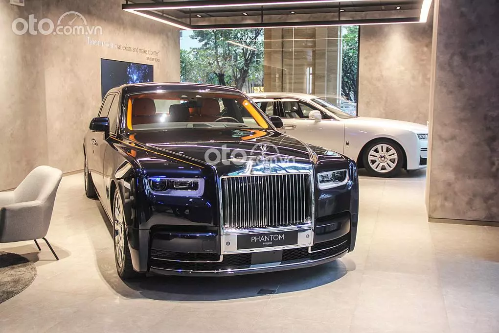 Giá xe Rolls-Royce tháng 6/2024: