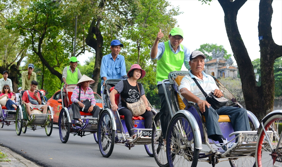 Du lịch Huế: Cẩm nang từ A đến Z (update thông tin mới nhất 2024)